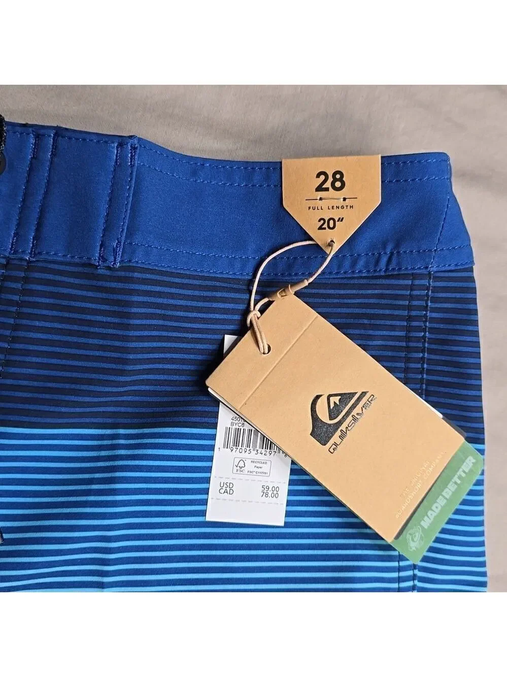 656 NWT Quicksilver Surfsilk Massive 20